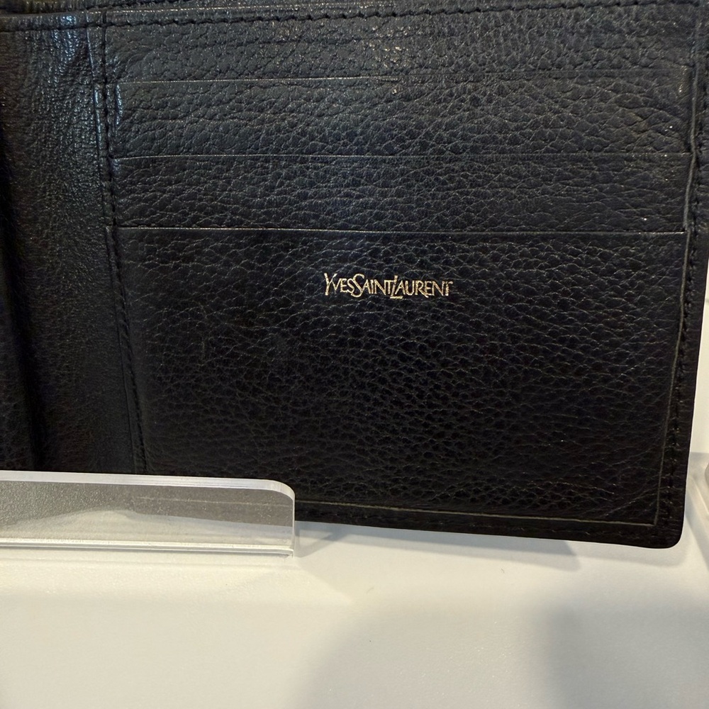 YSL | Men’s Bi-fold Black Textured Wallet - Picture 3 of 7